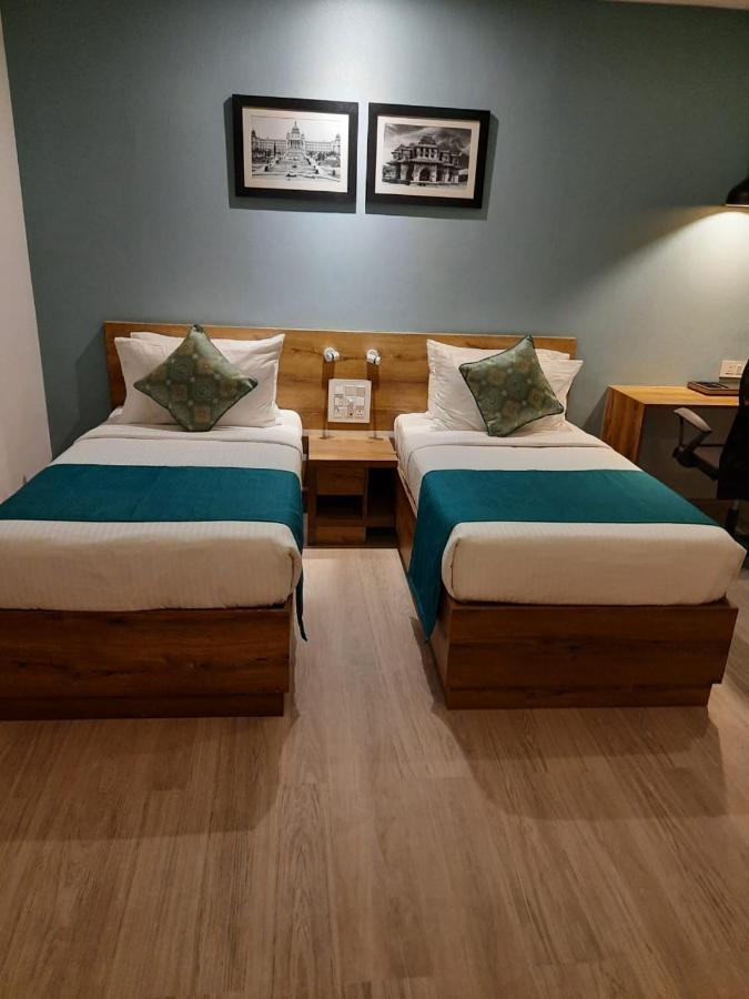 Regenta Inn Grand Koramangala By Royal Orchid Hotels Bangalore Exteriör bild