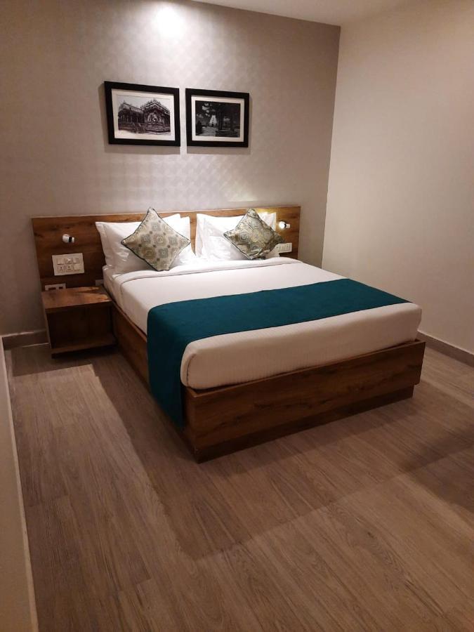 Regenta Inn Grand Koramangala By Royal Orchid Hotels Bangalore Exteriör bild