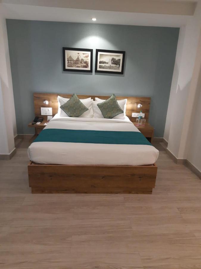 Regenta Inn Grand Koramangala By Royal Orchid Hotels Bangalore Exteriör bild